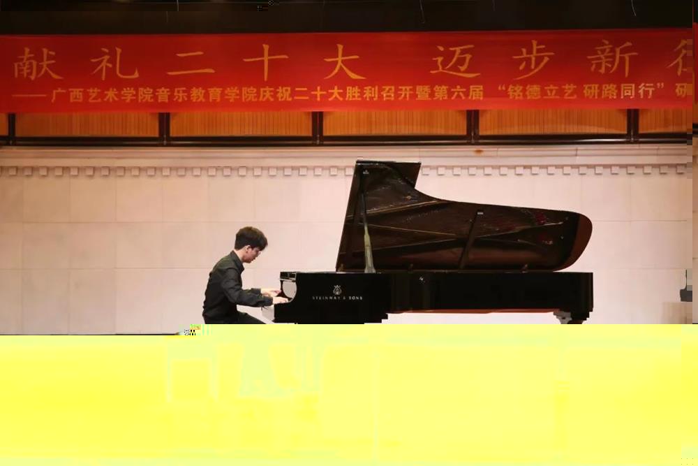 6de52a8701e545a4a2aa50adc79bc952.jpg